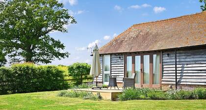 Acorn Barn - a holiday let that sleeps 2 guests in 1 bedroom