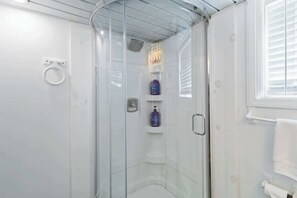 Shower, hair dryer, shampoo