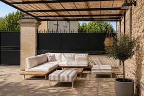 Terrace/patio - Splendide bastide 4 ch avec piscine proche Uzès (Connaux)