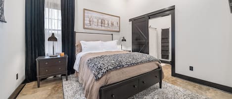 1 habitación, tabla de planchar con plancha, wifi y ropa de cama