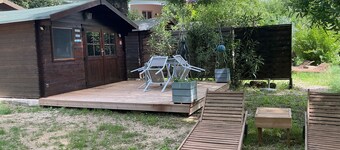 I'm renting a 2-person wooden chalet from April 01 to May 20, 2026.