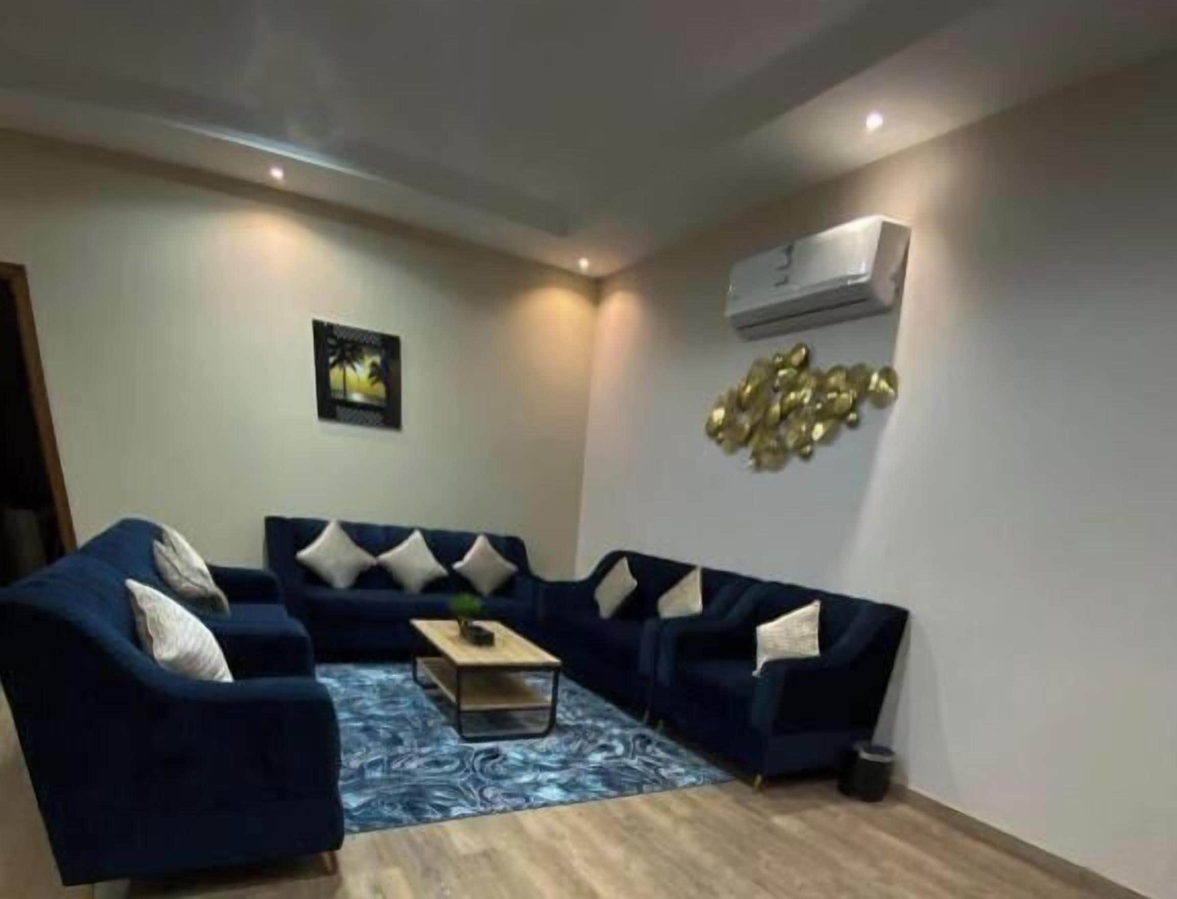 Suite, 2 Bedrooms | Interior