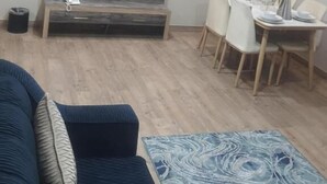 Uklassifisert bilde, 5 av 21, knapp