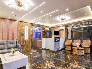 Reception - Super Townhouse Aiims Kolkata (Kalyani)