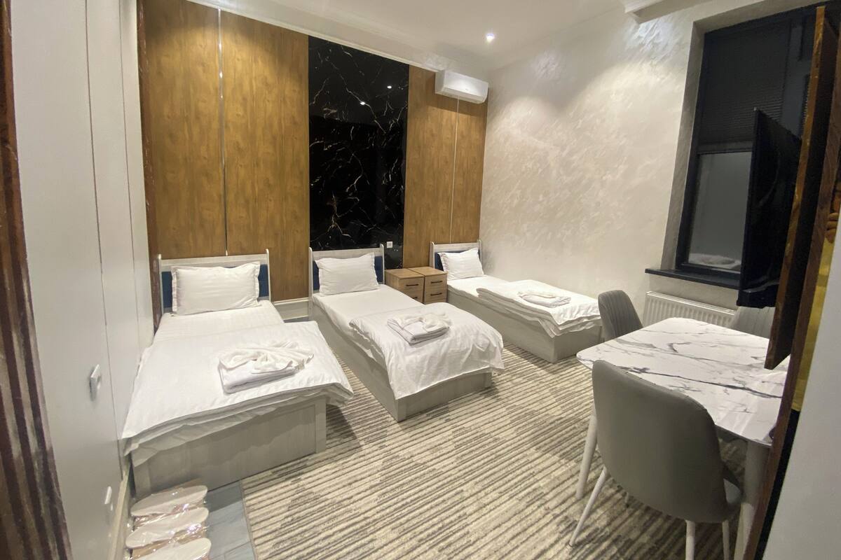 舒適三人房, 露台