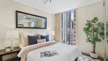 2 bedrooms, iron/ironing board, Internet, bed sheets
