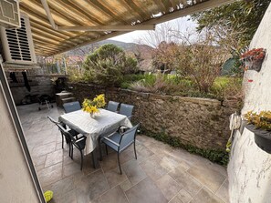 Restauration en plein air