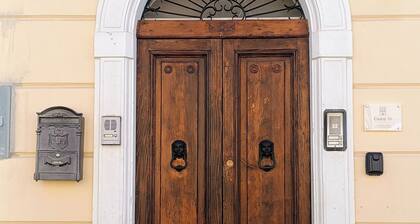 Civico 16 Guest House - a short walk from the center