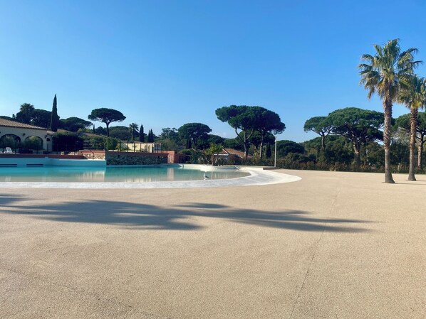 Pool - Vrbo Property (Gassin)