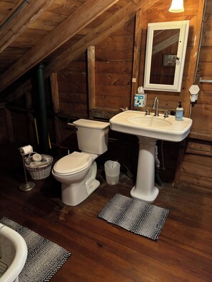 Bathroom - Lakefront 3-bedroom Maine Camp on Mousam Lake in Acton, Maine. (Acton)