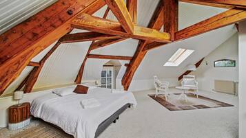 11 bedrooms, individually furnished