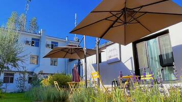 Basic Double Room, City View | Outdoor dining