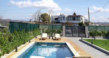 Modern Villa Near the Beach: Comfort and Tranquility for Endless Vacations