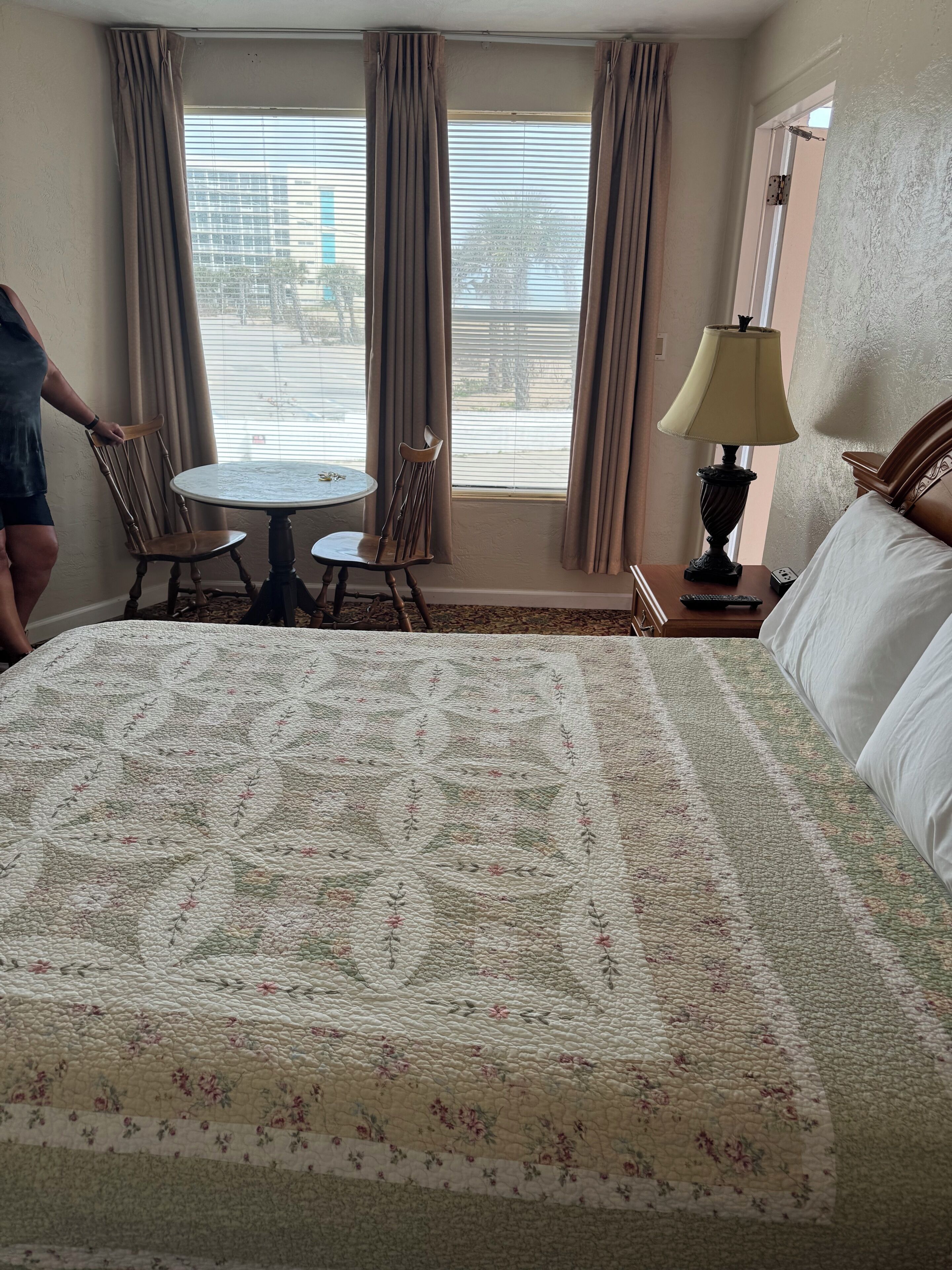 Basic Suite, Balcony, Courtyard View