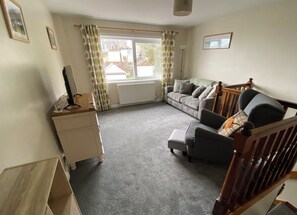 Living area - Edgemont Annexe (Oban)