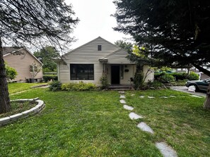 Exterior - Comfortable Lewiston Home! 1 Block from Boat Launch, 7 Blocks LCSC, Dogs Welcome (Lewiston)