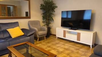 TV, lareira