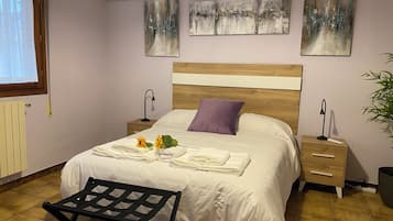 6 Schlafzimmer, Bügeleisen/Bügelbrett, WLAN, Bettwäsche