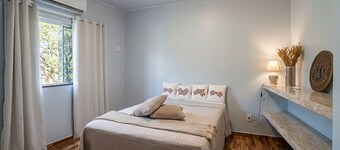 Comfortable suite 30 meters from the beach. Clean river, mangroves, clean air, clean waters.