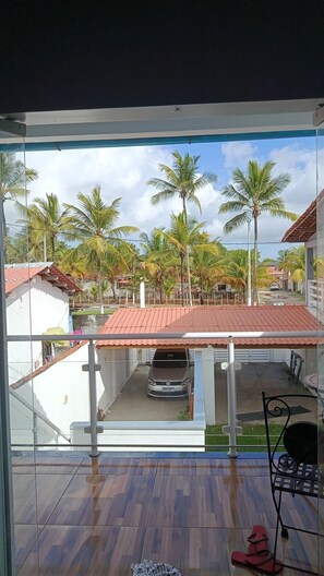 Interior - Comfortable suite 30 meters from the beach. Clean river, mangroves, clean air, clean waters. (Canavieiras)