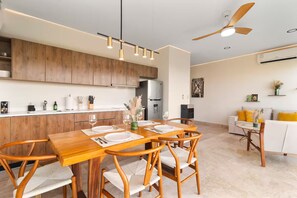 Interior - 3 BR Tulum Penthouse Private Pool & Stunning Views, Fast Internet, Work Area (tulum)