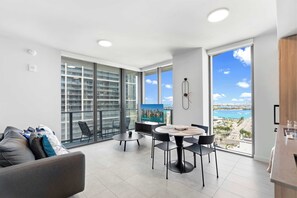 Interior - Near FIFA Fan Fest | Spacious 2BR | Pool / Gym (Miami)
