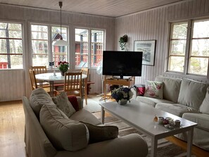 Interior - 8 Person Holiday Home in Djurhamn (Djurhamn)