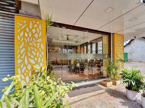 House | Reception - Super Townhouse Ernakulam North (Kanayannur)