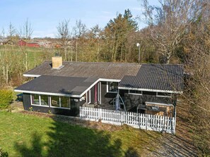 House | Exterior - 4 Star Holiday Home in Ronde (Ronde)
