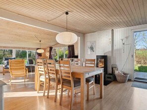 House | Interior - 4 Star Holiday Home in Ronde (Ronde)