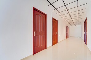 House | Interior - Hotel O Vazhakkala (Kanayannur)
