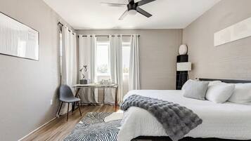 4 bedrooms, desk, iron/ironing board, free WiFi