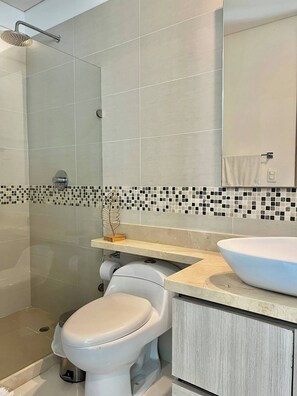Apartment, 1 Bedroom, Accessible, Smoking | Bathroom - Palmetto Sunset Ocean Front Cartagena Laguito 2903 (Cartagena)