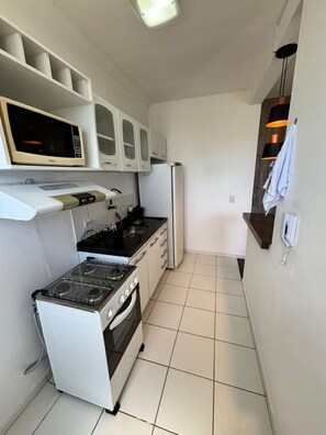 Private kitchen - Vrbo Property (Catanduva)