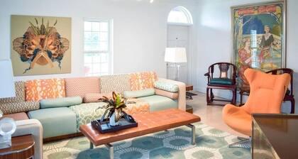Beautiful 3-bedroom house in Abaco just minutes walk to Marina, Beach, & Turtles