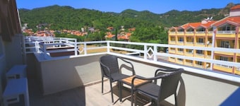 Havuzlu Geniş 1+1  Ev konforunda Tatil Muğla Marmaris