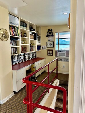 Interior - The Famous FloatHouse • Stay ON Lake Travis • Unlike Anything Else (Leander)