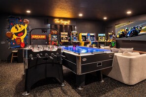 Spielezimmer