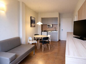Apartment | Living room - Apartment in Tossa de Mar Near Beach (Tossa de Mar)