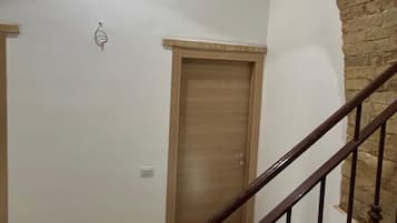 Casa, 1 quarto, vista para o pátio | Parte interna