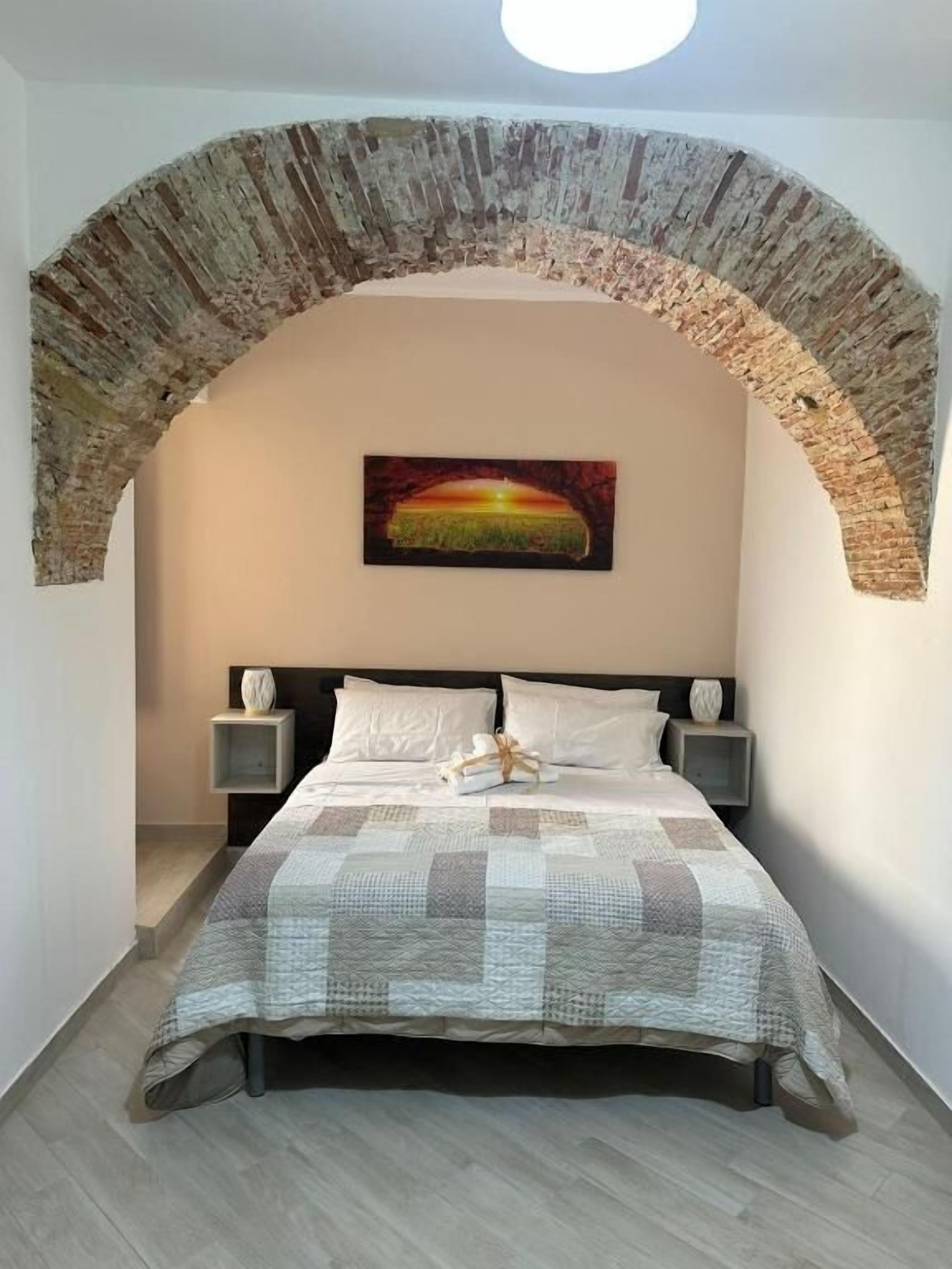 Soundproofing, iron/ironing board, free WiFi