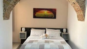 Soundproofing, iron/ironing board, free WiFi