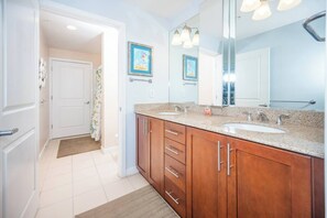 Hair dryer - Luxe Bayfront Retreat | Wraparound Porch (Virginia Beach)