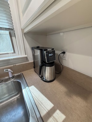 Interior - Close to the Oxford Square! Quiet condo close to everything Oxford has to offer (Oxford)