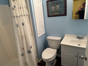Shower, hair dryer, towels, soap -  3-bedroom Myrtle beach house just a short walk to beach.  Includes golf cart. (Myrtle Beach)