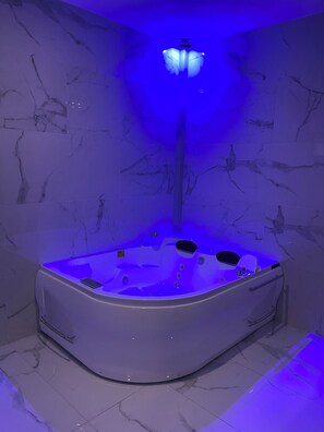 Spa - Small Lux House/2BR HOTTUB (Alajuela)