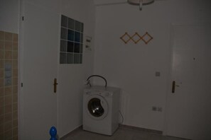 Interior - Cosy apart Pinotsi - twin beds for couple (Athina)