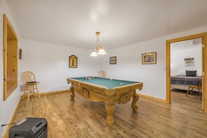 Interior - Summerwind Lodge (Island Park)