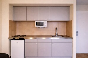Apartment | Private kitchen - Apartment in Tossa de Mar Near Beach (Tossa de Mar)