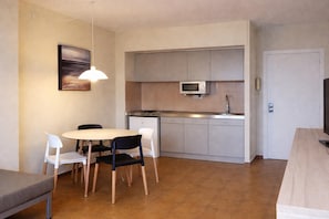 Apartment | Private kitchen - Apartment in Tossa de Mar Near Beach (Tossa de Mar)